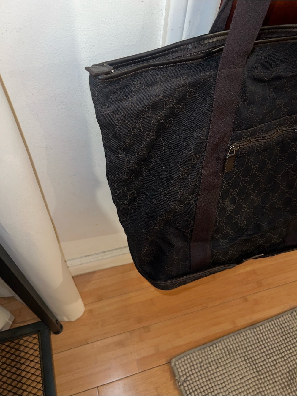 GUCCI CANVAS TOTE TRAVEL BAG - Picture 3 of 16